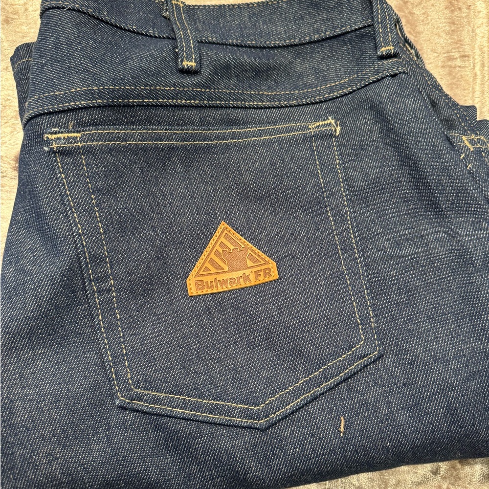 BULWARK FLAME RESISTANT JEANS